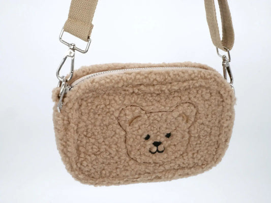 KisMe Tasche Baguette Plüsch Bär – beige Mokkini Kindermode